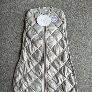 Dreamland Baby - Dream Weighted Swaddle -Grey Fall